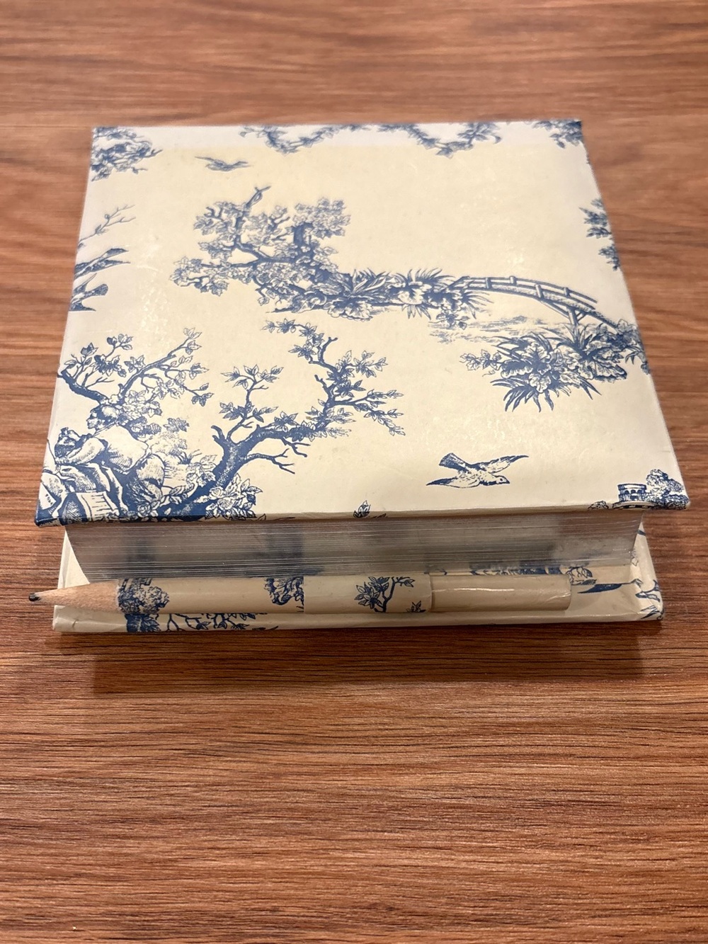 Vintage Blue and Cream Notepad Set